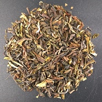 naturbelassener schwarzer Gartentee